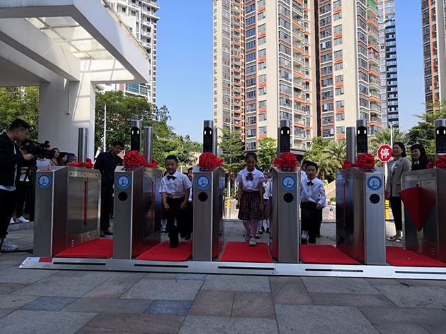 Face recognition automatic temperature measurement