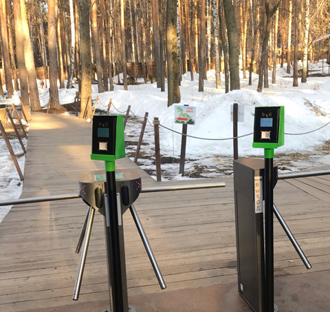 Bus pos terminal with qr code scanner and NFC