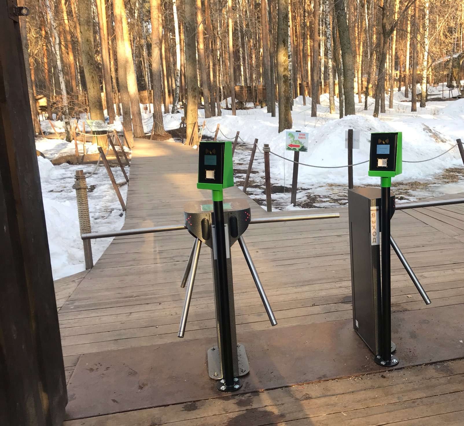 What are the main functions of the Cardlan Water Park Management System?