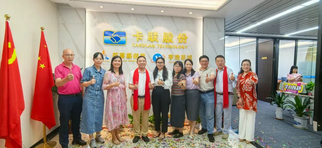 Can Cardlan smart card reader be used safely?